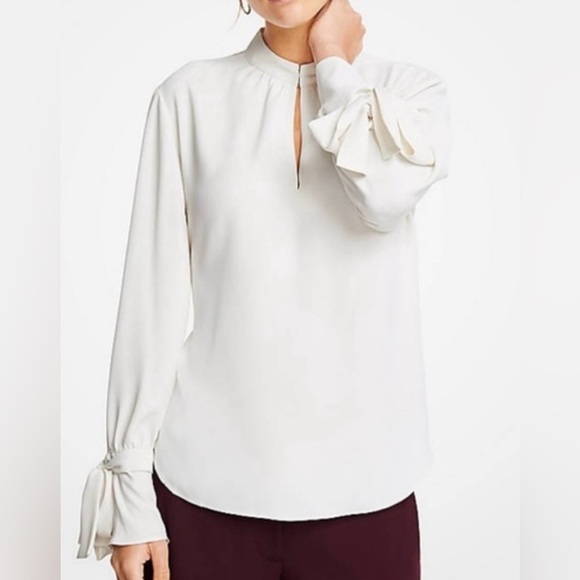 Ann Taylor White Blouse High Neck Bow Detail on Sleeve Cuff Size SP Small Petite - Picture 1 of 7